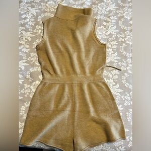 Vici sweater romper size medium